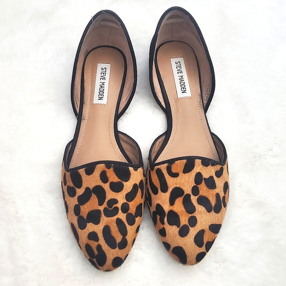 STEVE MADDEN | Vamp Leopard Print Calf Hair Almond Toe Flats - Picture 2 of 5